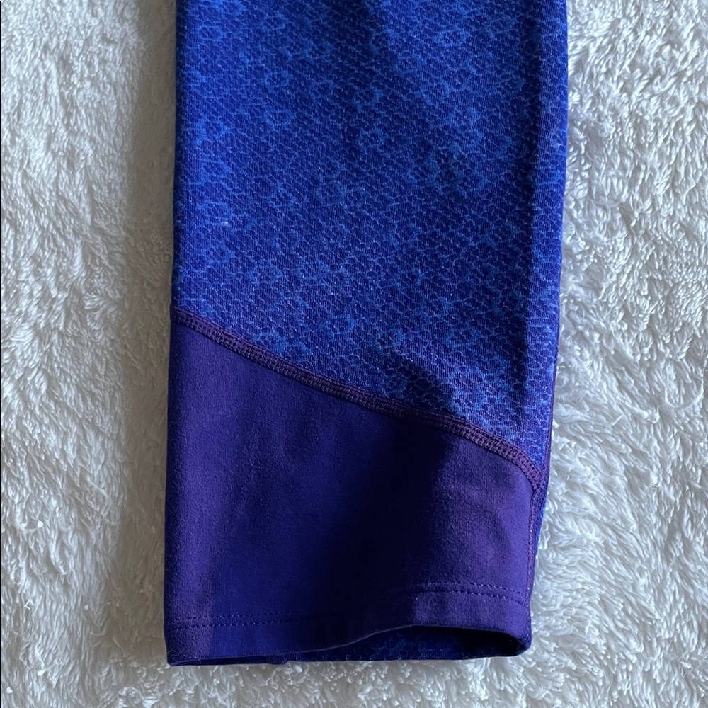 Athleta Purple Patterned Capris - Picture 5 of 6